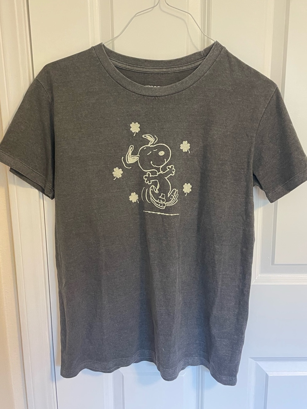 Peanuts Kids Charcoal Gray Snoopy Tee